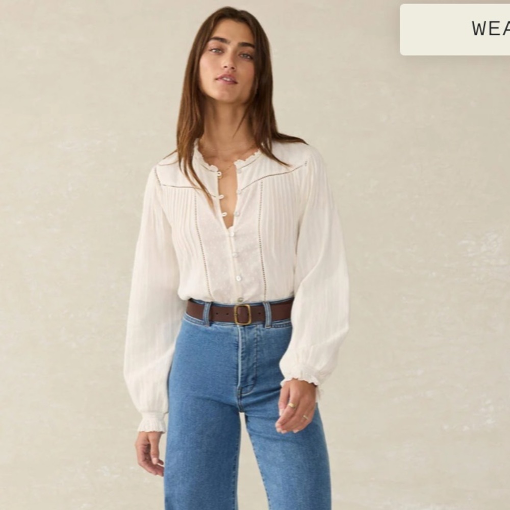 Faherty white top size small - image 2